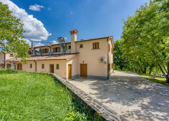 Grad & Διαμέρισμα *