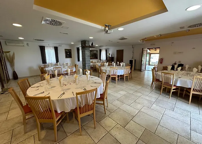 Grad & Διαμέρισμα *