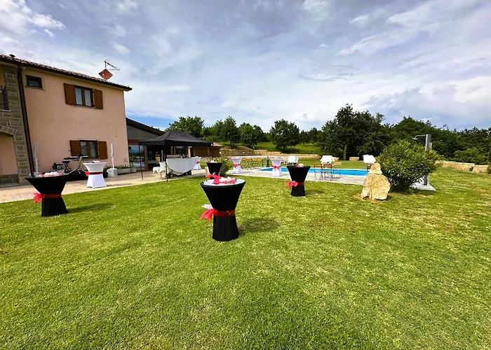 Grad & Διαμέρισμα Gračišče