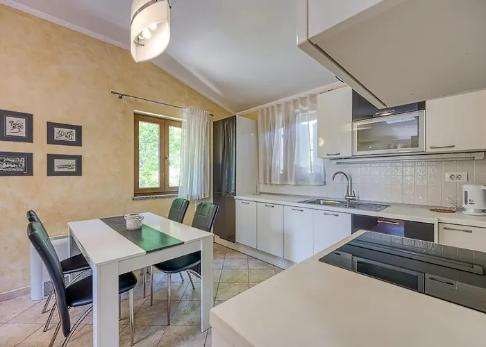 Διαμέρισμα Grad & Gračišče